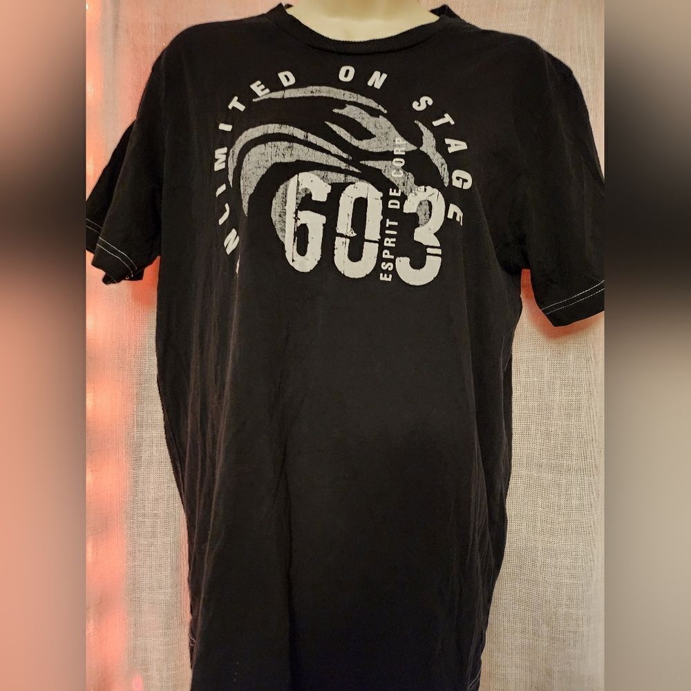 Esprit graphic tee size large.